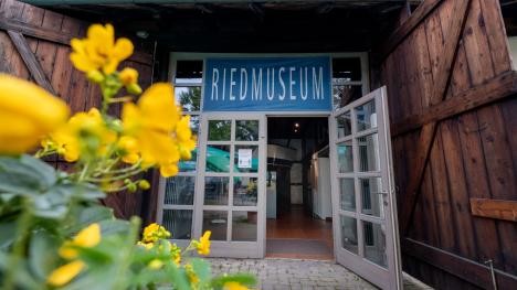 Außenansicht Eingang Riedmuseum in Rastatt-Ottersdorf