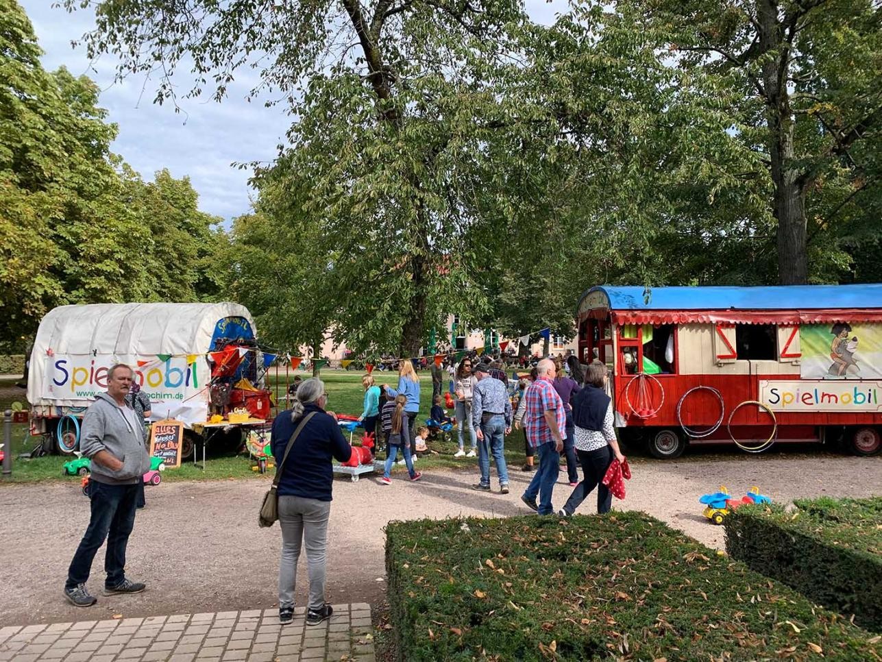 Spielmobil lors de l'ouverture des magasins le dimanche à Rastatt