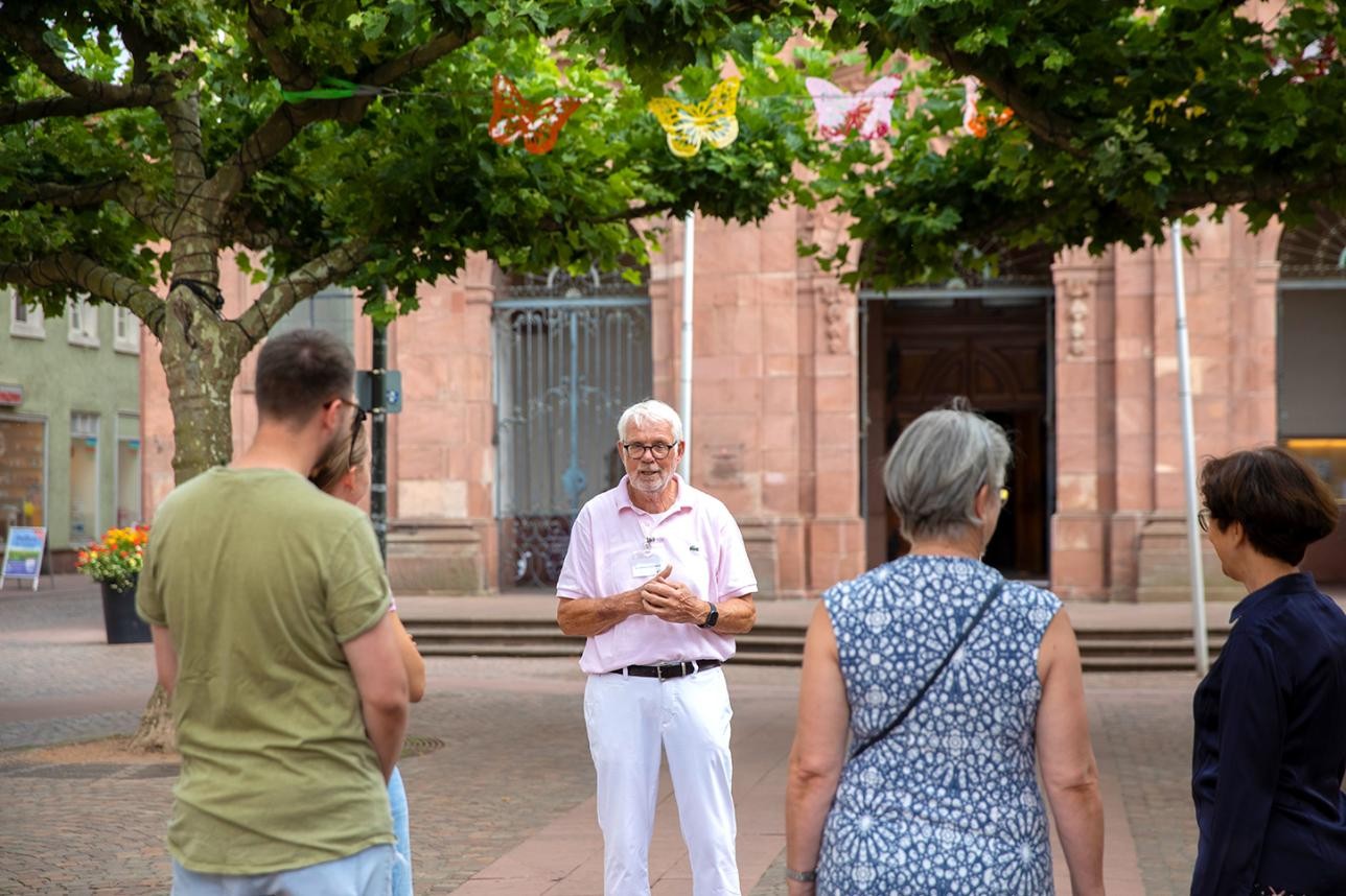 Katholische Stadtkirche St. Alexander in Rastatt. Foto: Ulrike Klumpp Katholische Stadtkirche St. Alexander in Rastatt
